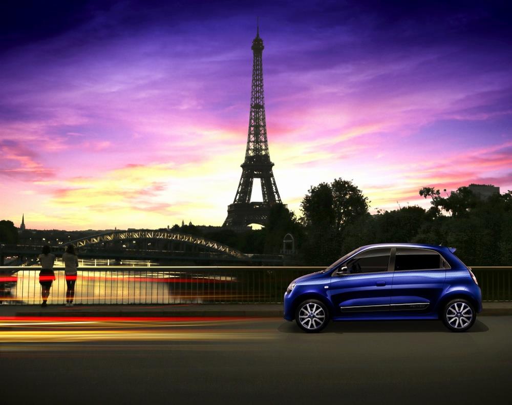 トゥインゴ ノクターン_外観背景あり.jpg